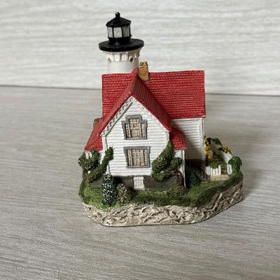 LOT 150K: Harbor Lights Lighthouses: Nauset Beach Massachusetts #126, Cape Neddick Maine #141 & Highland Light Massachusetts #161
