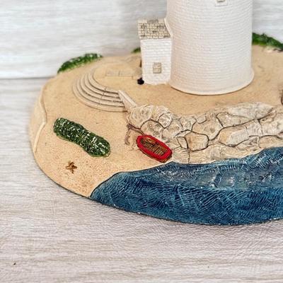 LOT 155K: Harbor Lights Lighthouses: Barnegat New Jersey #139, East Point NJ #260 & Society Exclusive Baltimore Maryland #524