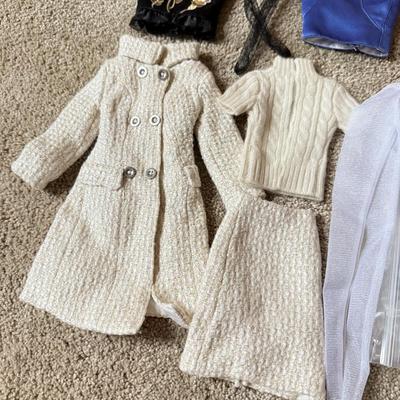 LOT 160L: Clothing Collection for 16" Fashion Dolls