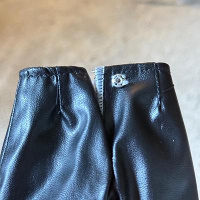 LOT 160L: Clothing Collection for 16" Fashion Dolls