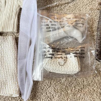 LOT 160L: Clothing Collection for 16" Fashion Dolls