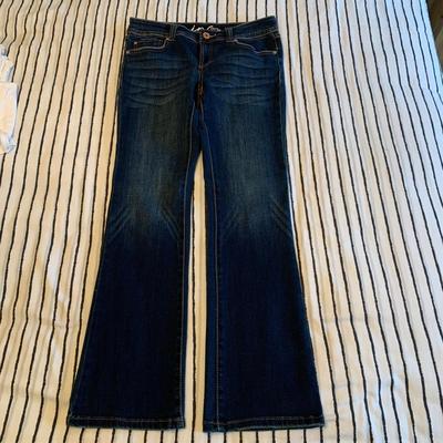 LOT 170 Z: Clothing Collection; Inc Denim Jeans, Cynthia Rowley, St. Tropez, & More