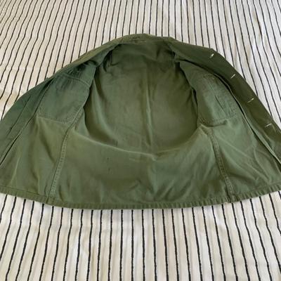 LOT 172 Z: Military Shirt & Hats w/ Pin