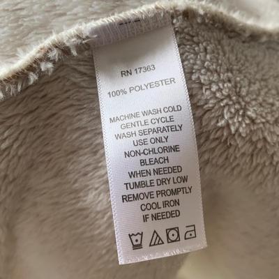 LOT 174 Z: Bathrobe Collection; Natori, Tahari, Carole Hochman, & Anne Klein