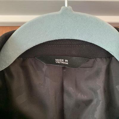 LOT 178 Z: Suit Jacket Collection; Stafford, Nautica, Billy London, & Haggar (Jacket & Pants)