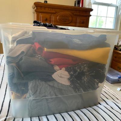 LOT 179 Z: Tote of Women's Clothes; Lauren by Ralph Lauren, Nautica, Tahari, & More!