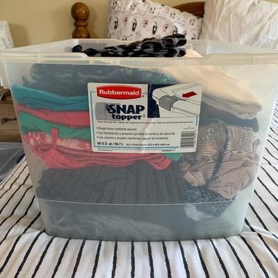 LOT 179 Z: Tote of Women's Clothes; Lauren by Ralph Lauren, Nautica, Tahari, & More!