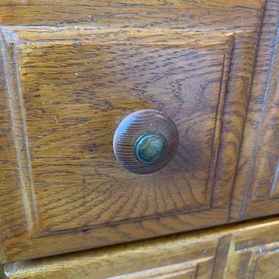 LOT 246 Z: 8 Drawer Vanity Dresser w/ Mirror & Wheat Accents