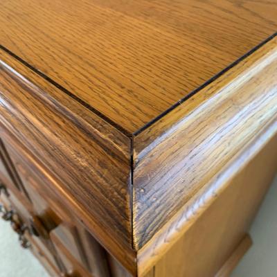 LOT 247 Z: 5 Drawer Chest Of Drawers w/ Wheat Accent