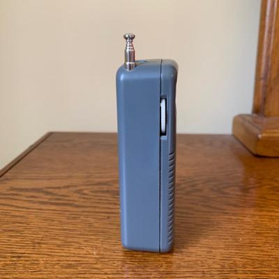 LOT 249 Z: RCA CD Player Clock Radio Model #RP3751A, Coby 12 Band World Receiver Model #CX-CB12, & Radio Shack Handheld AM/FM Radio