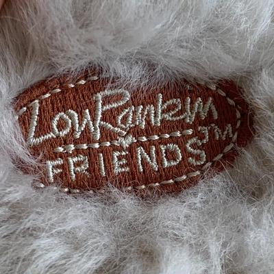 LOT 250 Z: Stuffed Animal Collection