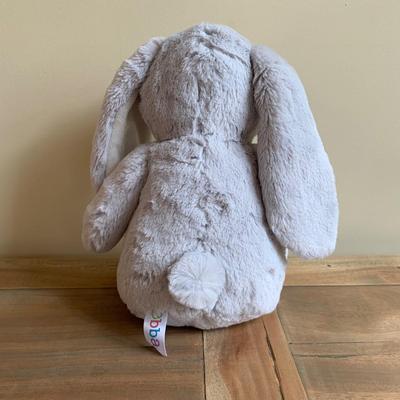 LOT 250 Z: Stuffed Animal Collection