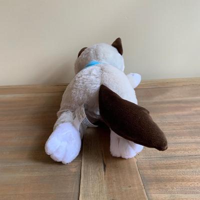 LOT 250 Z: Stuffed Animal Collection
