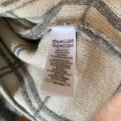 LOT 252 Z: Ellen Tracy Wool Blend Sweater Coats