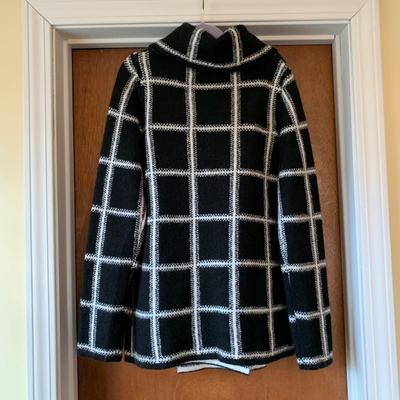 LOT 252 Z: Ellen Tracy Wool Blend Sweater Coats
