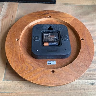 LOT 256 X: Wall Clock Collection