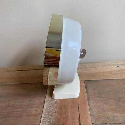 LOT 257 Z: Vintage Desk Clock Collection