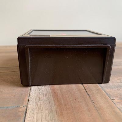 LOT 257 Z: Vintage Desk Clock Collection