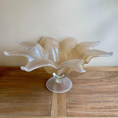 LOT 258 X: Gorgeous Iridescent Murano Glass Flower Bowl Centrepiece
