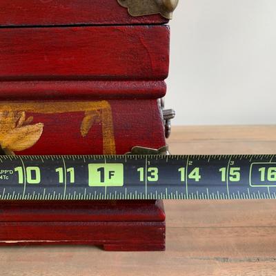 LOT 259 Y: Red Floral Jewlery / Trinket Boxes