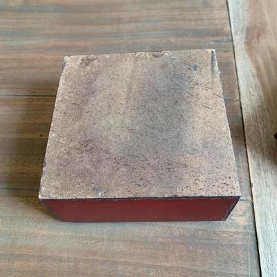 LOT 259 Y: Red Floral Jewlery / Trinket Boxes