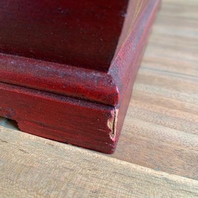 LOT 259 Y: Red Floral Jewlery / Trinket Boxes