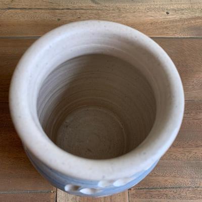 LOT 260 Z: Stoneware Container Collection