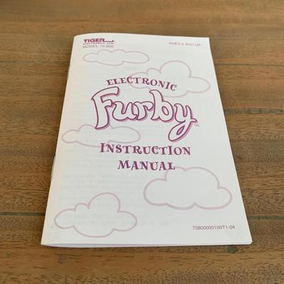 LOT 261 Y: Furby Collection (2 NIP)