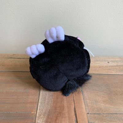 LOT 261 Y: Furby Collection (2 NIP)