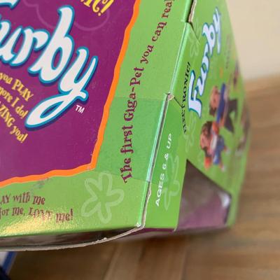 LOT 261 Y: Furby Collection (2 NIP)