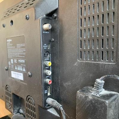 LOT 262 Z: Insignia LED HDTV Model #NS-19E430A10