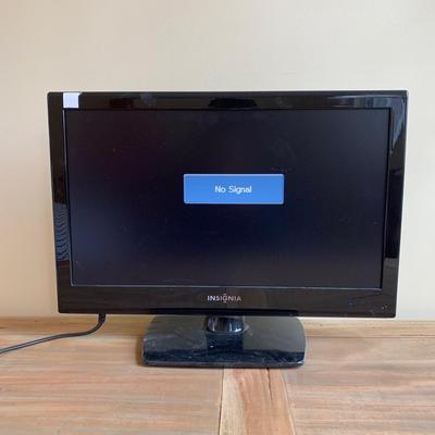 LOT 262 Z: Insignia LED HDTV Model #NS-19E430A10