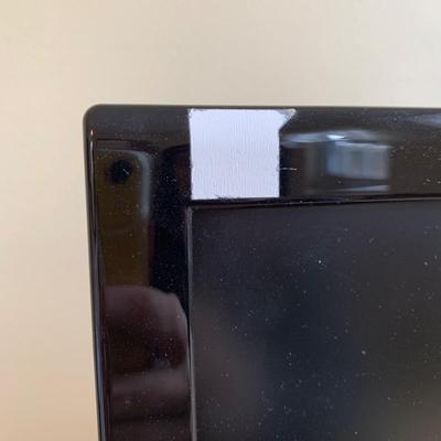 LOT 262 Z: Insignia LED HDTV Model #NS-19E430A10