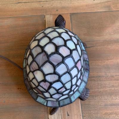LOT 265 Z: Stained Glass Turtle Lamp