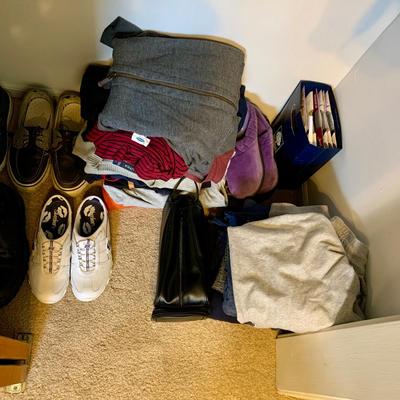 LOT 268 X: Closet Clear Out! Men's Clothing, Shoes, Robes, & More!