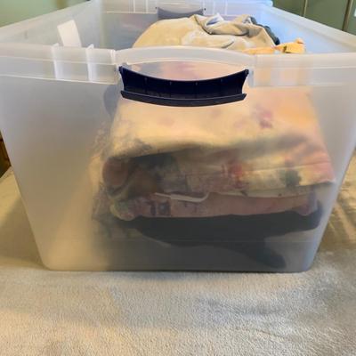 LOT 269 X: Tote of Women's Clothing; Calvin Klein, J. Crew, Lauren by Ralph Lauren, & More!