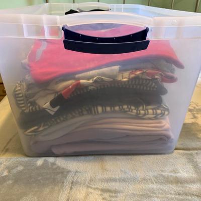 LOT 270 X: Tote of Women's Clothing; Cyrus, Lucky Brand, Karl Lagerfeld, & More!