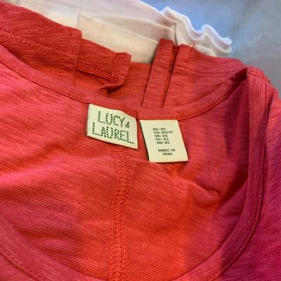 LOT 316 X: Tote of Women's Clothing; Lucky Brand, Tahari, Lucy & Laurel, & More!