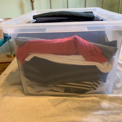 LOT 316 X: Tote of Women's Clothing; Lucky Brand, Tahari, Lucy & Laurel, & More!