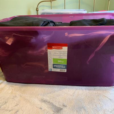 LOT 319 X: Tote of Clothing; Cape May, The North Face, Calvin Klein, & More!