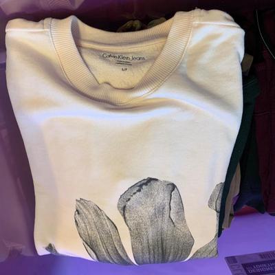 LOT 319 X: Tote of Clothing; Cape May, The North Face, Calvin Klein, & More!