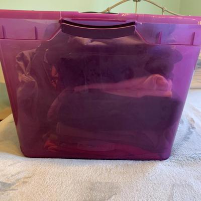 LOT 319 X: Tote of Clothing; Cape May, The North Face, Calvin Klein, & More!