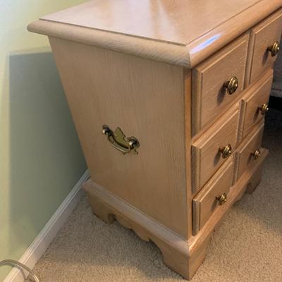 LOT 320 X: Faux Brass Metal Headboard & Pennsylvania House Side Table w/ Glass Lamp
