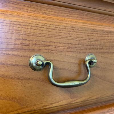 LOT 322 X: Sumter Cabinet Co. 3 Drawer Bedside Table & 5 Drawer Dresser