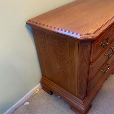 LOT 322 X: Sumter Cabinet Co. 3 Drawer Bedside Table & 5 Drawer Dresser