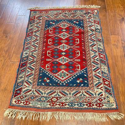 5’ x 3’ Kazak Rug (LR-SS)