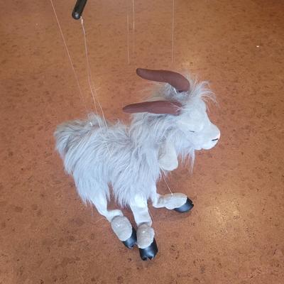 Sunny and Co. Billy Goat Marionette (BD-EL)