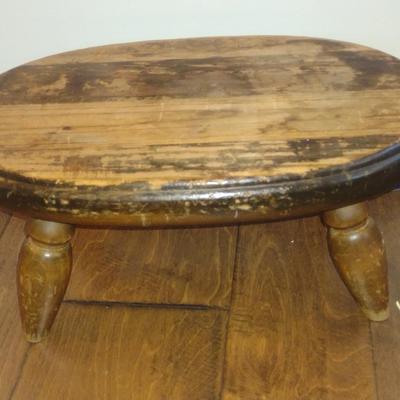 Oval Wooden Foot Stool
