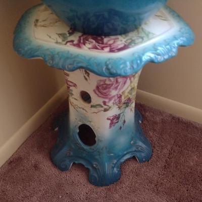 Antique Maddock's Lamberton Works Royal Porcelain Jardiniere with Matching Pedestal