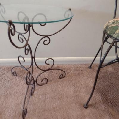 Wrought Metal Dainty Chair and Table Set